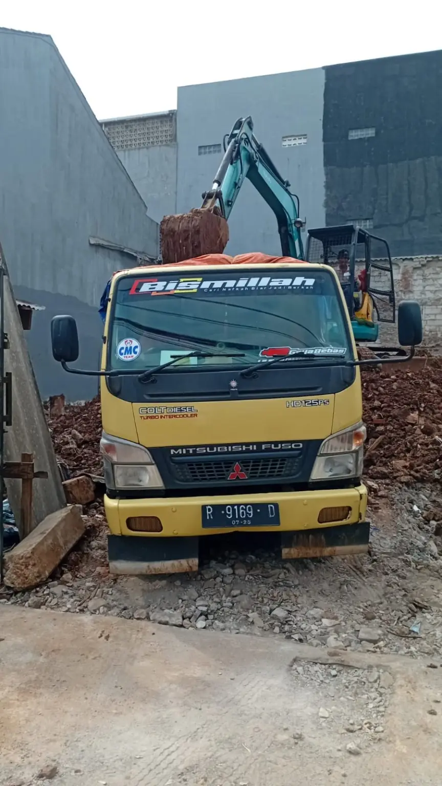 Dokumentasi proyek Cut and Fill Jasa Angkut Laksana
