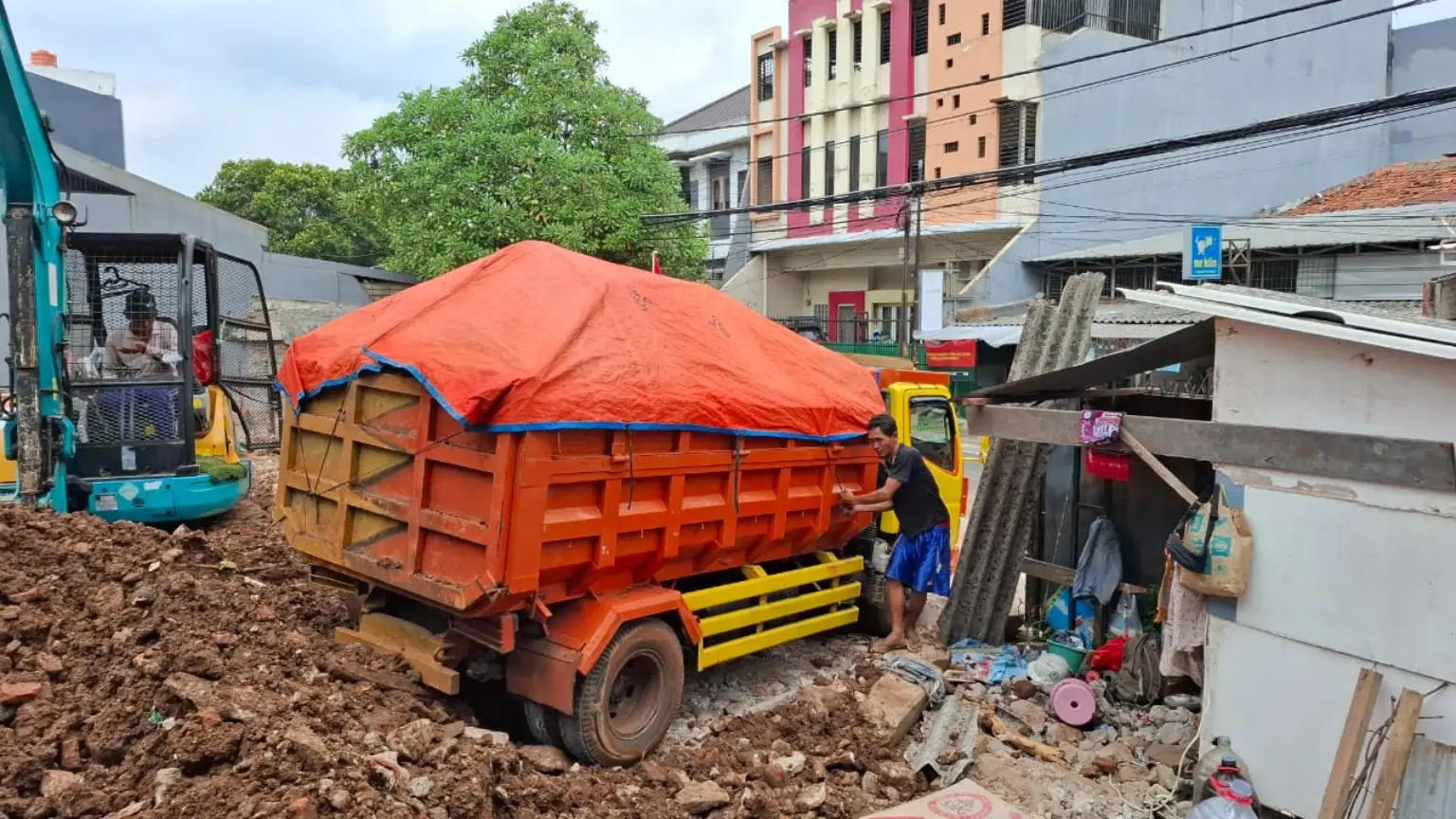 Dokumentasi proyek Cut and Fill Jasa Angkut Laksana